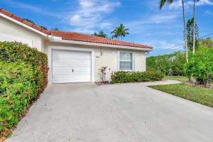 14211 W La Sedona Circle, Delray Beach, FL 33484 - MLS#R11082809