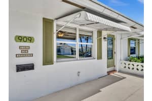 909 SW 6th Avenue, Boynton Beach, FL 33426 Sold 06/11/25