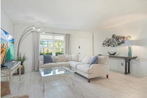 1725 SE Elkhart Terrace, Port Saint Lucie, FL 34952 Sold 07/09/25