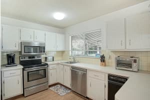 1725 SE Elkhart Terrace, Port Saint Lucie, FL 34952 Sold 07/09/25