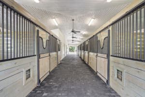 14565 Belmont Trace (8-stall Barn), Wellington