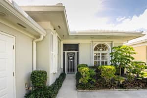 8483 Beaconhill Road, Palm Beach Gardens, FL 33410 Sold 06/23/25