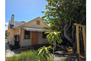 224 N L Street, Lake Worth Beach, FL 33460 Sold 05/12/25