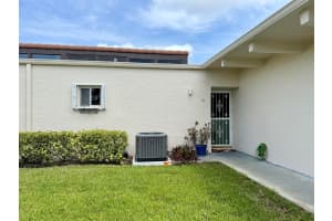 2651 Boundbrook Boulevard 111, West Palm Beach
