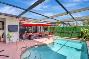 4582 Holly Lake Drive, Lake Worth, FL 33463 - MLS#R11083139