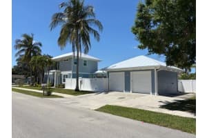 425 Hugh Street, Jupiter
