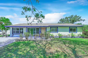 418 W Shadyside Circle, West Palm Beach, FL 33415 Sold 08/08/25