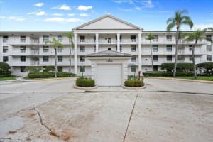 3526 Whitehall Drive 106, West Palm Beach