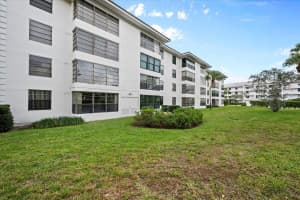 3526 Whitehall Drive, West Palm Beach, FL 33401 - MLS#R11083252