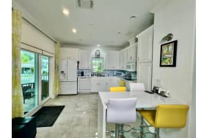 413 Hibiscus Drive, Deerfield Beach, FL 33442 - MLS#R11083263