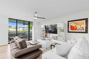 899 Jeffery Street 112, Boca Raton, FL 33487 - MLS#R11083268
