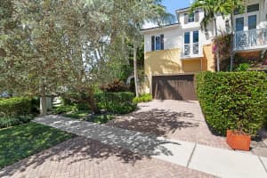 116 Venetian Drive, Delray Beach, FL 33483 Sold 06/24/25