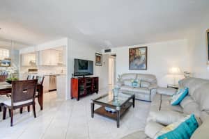 2070 Guildford D, Boca Raton, FL 33434 - MLS#R11083277