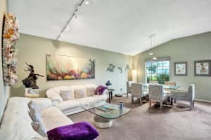 5117 Willow Pond Road W, West Palm Beach, FL 33417 Sold 05/16/25