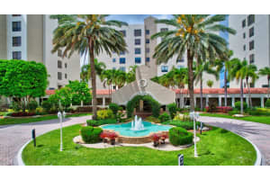 7235 Promenade Drive 802 J, Boca Raton
