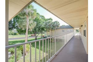 35 Vista Gardens Trail 205, Vero Beach, FL 32962 - MLS#R11083427