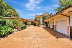 8541 Estate Drive, West Palm Beach, FL 33411 Sold 10/23/25