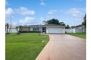 5604 Paleo Pines Circle, Fort Pierce, FL 34951 Sold 07/15/25