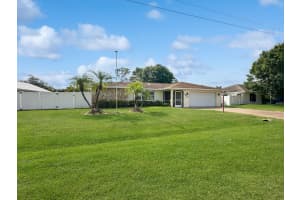 5604 Paleo Pines Circle, Fort Pierce, FL 34951 Sold 07/15/25