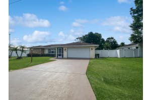 5604 Paleo Pines Circle, Fort Pierce, FL 34951 Sold 07/15/25