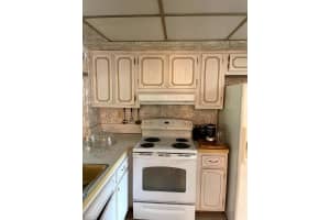 4221 Nw 51st Avenue, Lauderdale Lakes