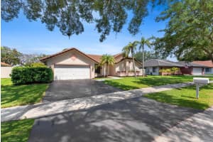 720 Culpepper Terrace, Davie, FL 33325 Sold 06/20/25
