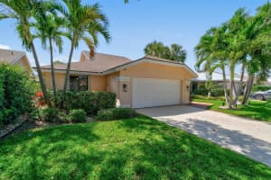 214 E River Park Drive E, Jupiter