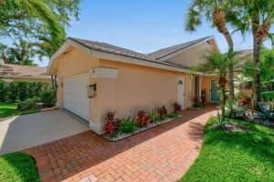 214 E River Park Drive E, Jupiter, FL 33477 Sold 09/05/25