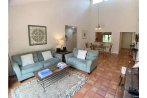 13348 Bedford Mews Court, Wellington
