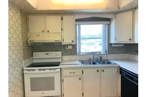 2511 W Dudley Drive B, West Palm Beach, FL 33415 Sold 06/02/25