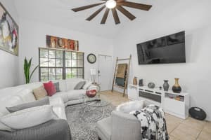 1550 SE Dewberry Court, Port Saint Lucie, FL 34952 - MLS#R11083733