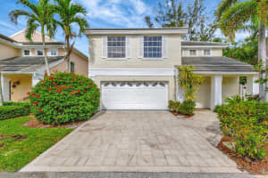 9 Admirals Court, Palm Beach Gardens, FL 33418 Sold 10/20/25