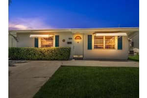 904 SW 24th Street, Boynton Beach, FL 33426 - MLS#R11083802