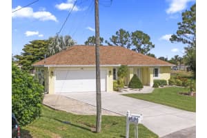 541 SW Saturn Court, Port Saint Lucie, FL 34953 Sold 07/11/25