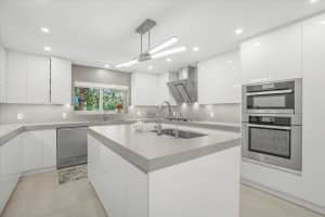 MLS# R11083847, Hypoluxo, Florida 33462