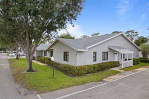 2707 Lowson Boulevard B, Delray Beach, FL 33445 Sold 06/27/25