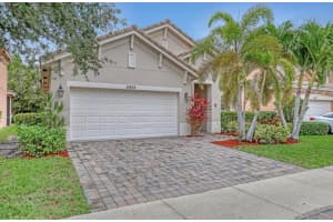 5959 Se Crooked Oak Avenue, Hobe Sound