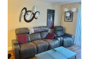 600 Scotia Drive 104, Hypoluxo, FL 33462 - MLS#R11083941