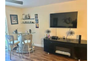 600 Scotia Drive 104, Hypoluxo, FL 33462 - MLS#R11083941