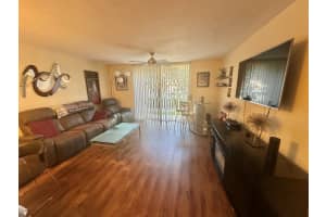 600 Scotia Drive 104, Hypoluxo, FL 33462 - MLS#R11083941