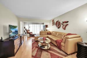 13572 Via Flora C, Delray Beach, FL 33484 Sold 10/24/25