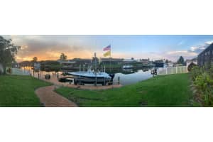 178 ViA De La Reina, Merritt Island, FL 32953 - MLS#R11084019