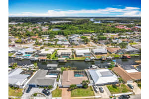 178 ViA De La Reina, Merritt Island, FL 32953 - MLS#R11084019