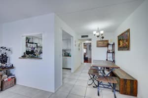 400 Village Green 216 Circle W 216, Palm Springs, FL 33461 - MLS#R11084020