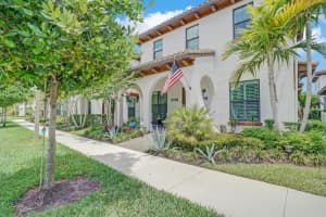 8067 Hobbes Way, Palm Beach Gardens