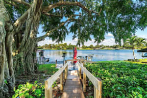 6647 Paul Mar Drive, Lake Worth, FL 33462 Sold 08/29/25