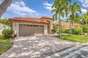 5205 Edenwood Road, Riviera Beach, FL 33418 Sold 12/03/25