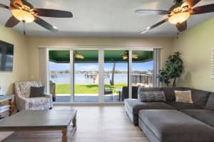 316 N Lake Drive, Lantana, FL 33462 - MLS#R11084061