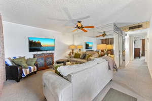 702 Normandy O, Delray Beach, FL 33484 Sold 05/30/25