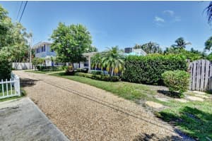 521 NW 14th Street, Delray Beach, FL 33444 - MLS#R11084182